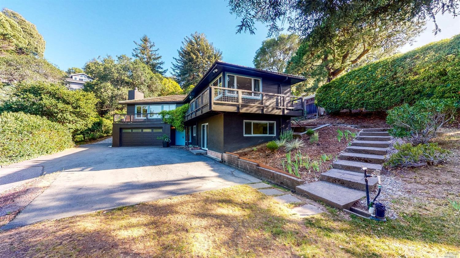 525 Chapman Drive, Corte Madera